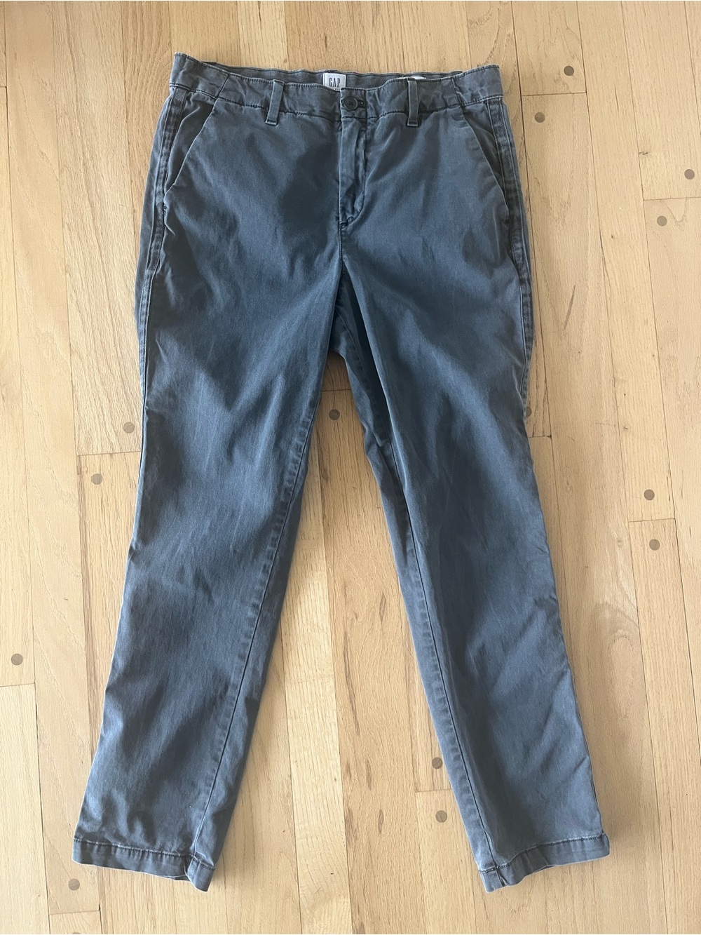 Gap Women's Girlfriend Gray Chino Pants